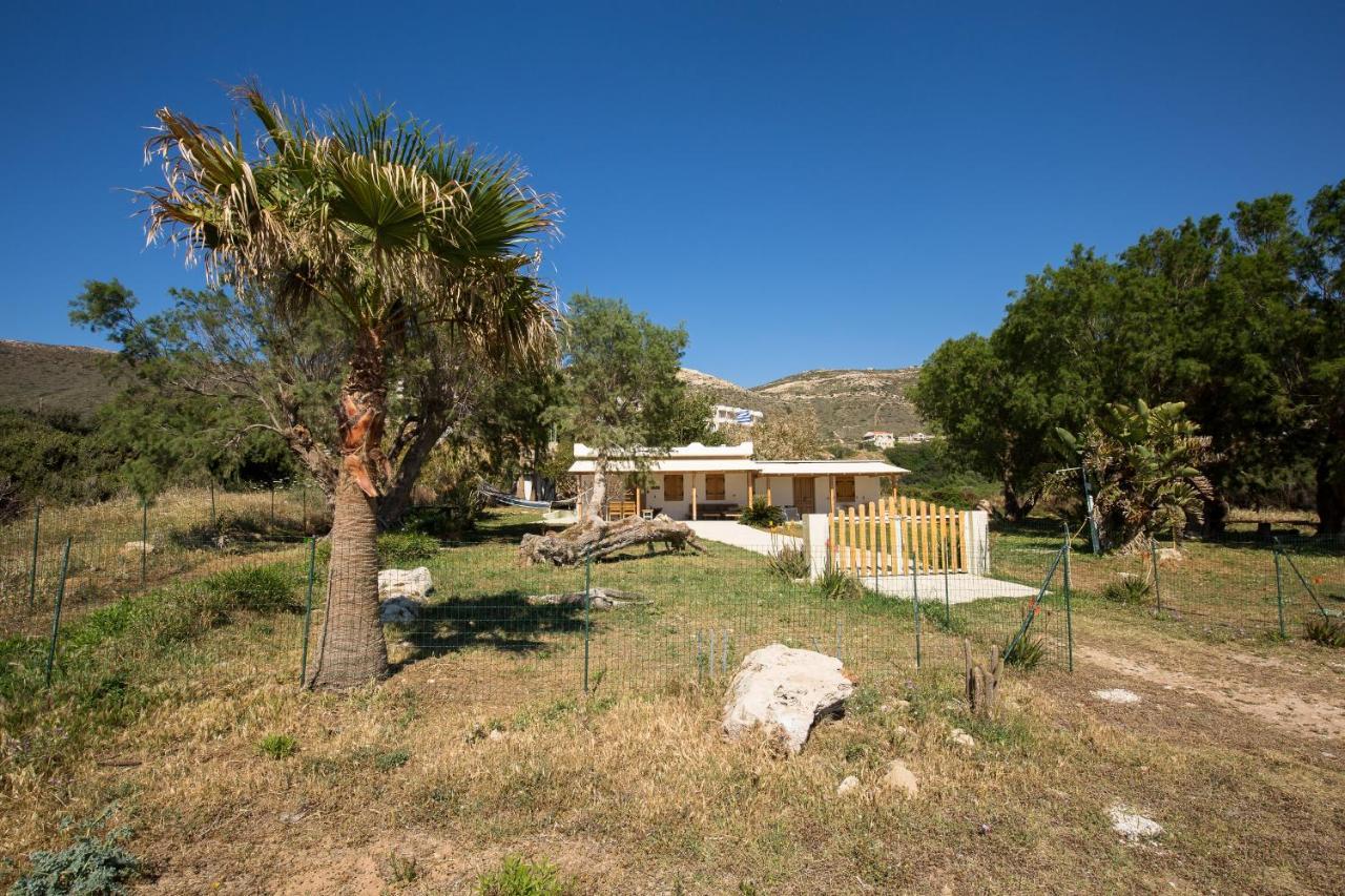 Mera Beachfront House - Фаласарна Екстериор снимка