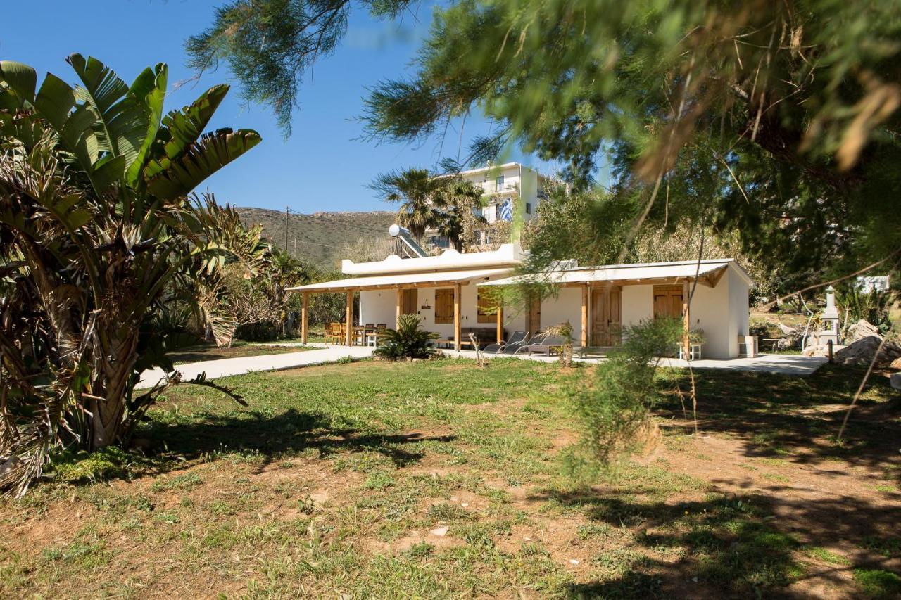 Mera Beachfront House - Фаласарна Екстериор снимка