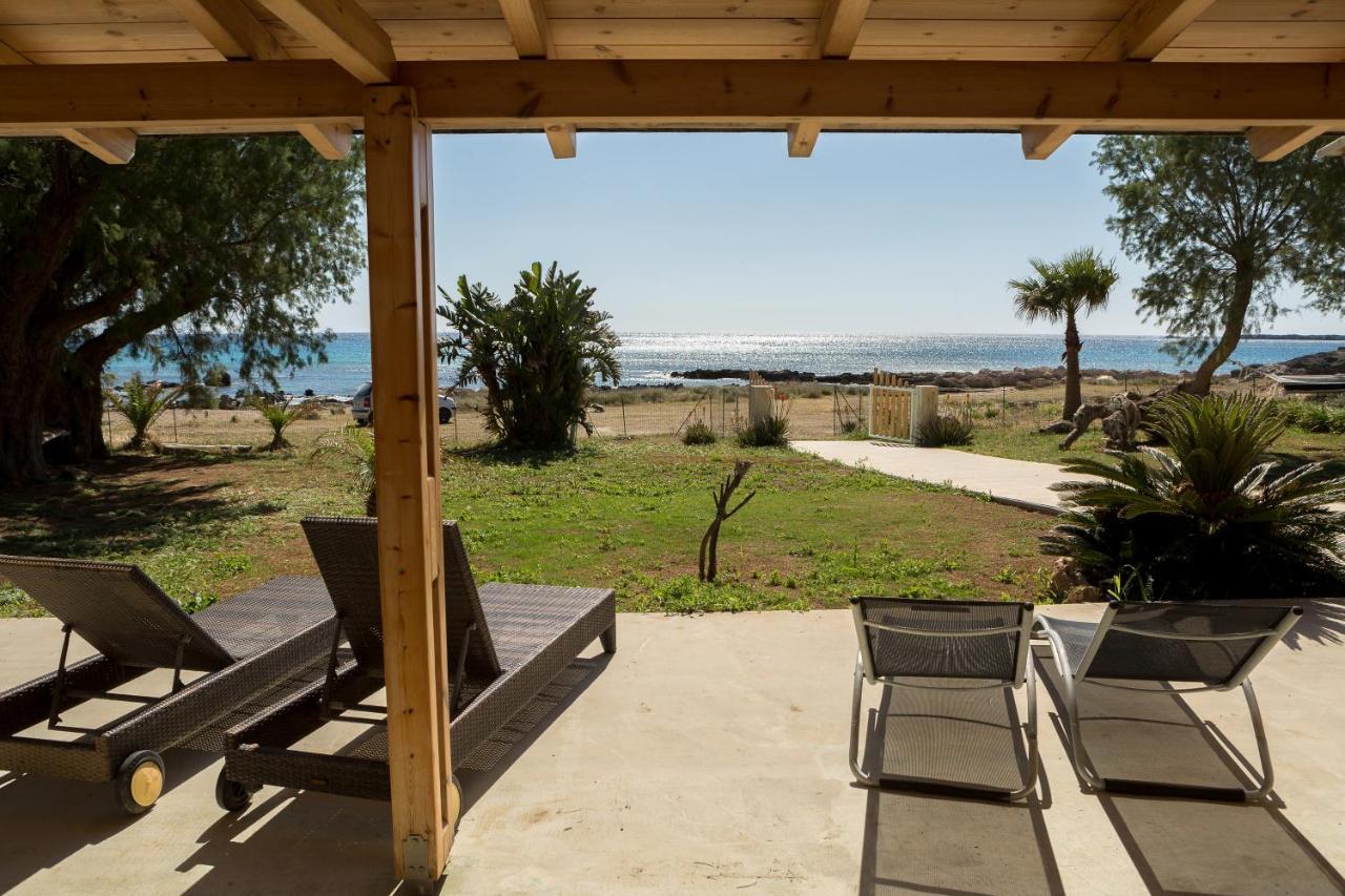 Mera Beachfront House - Фаласарна Екстериор снимка