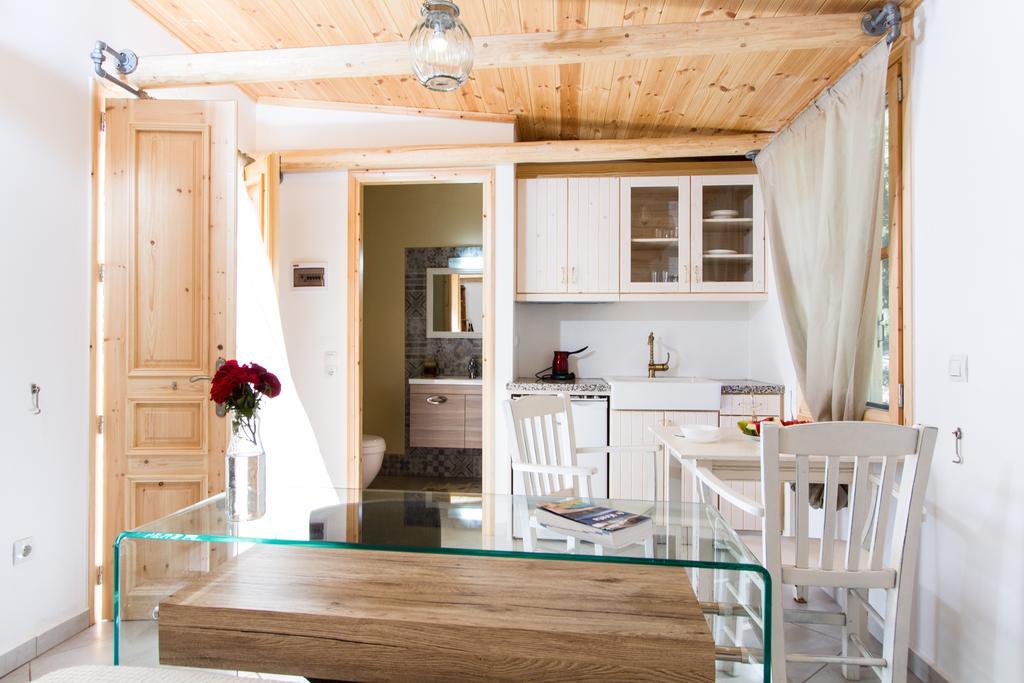 Mera Beachfront House - Фаласарна Екстериор снимка