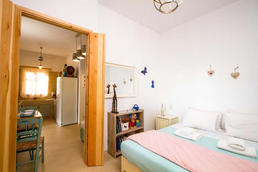 Mera Beachfront House - Фаласарна Екстериор снимка